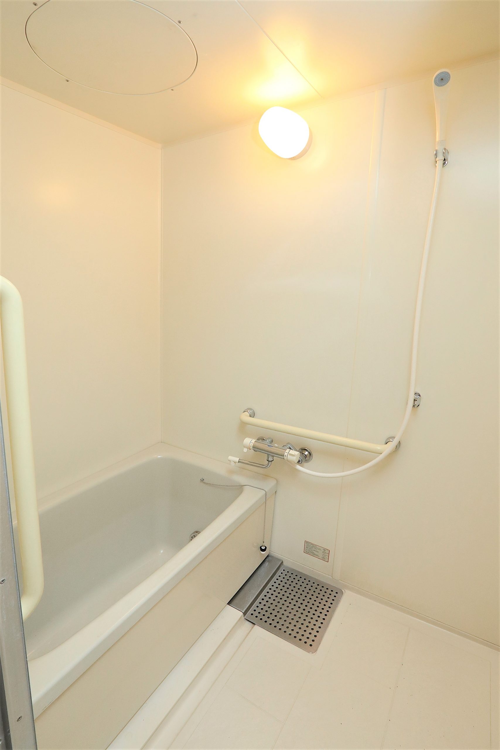 すっきりとしたユニットバス