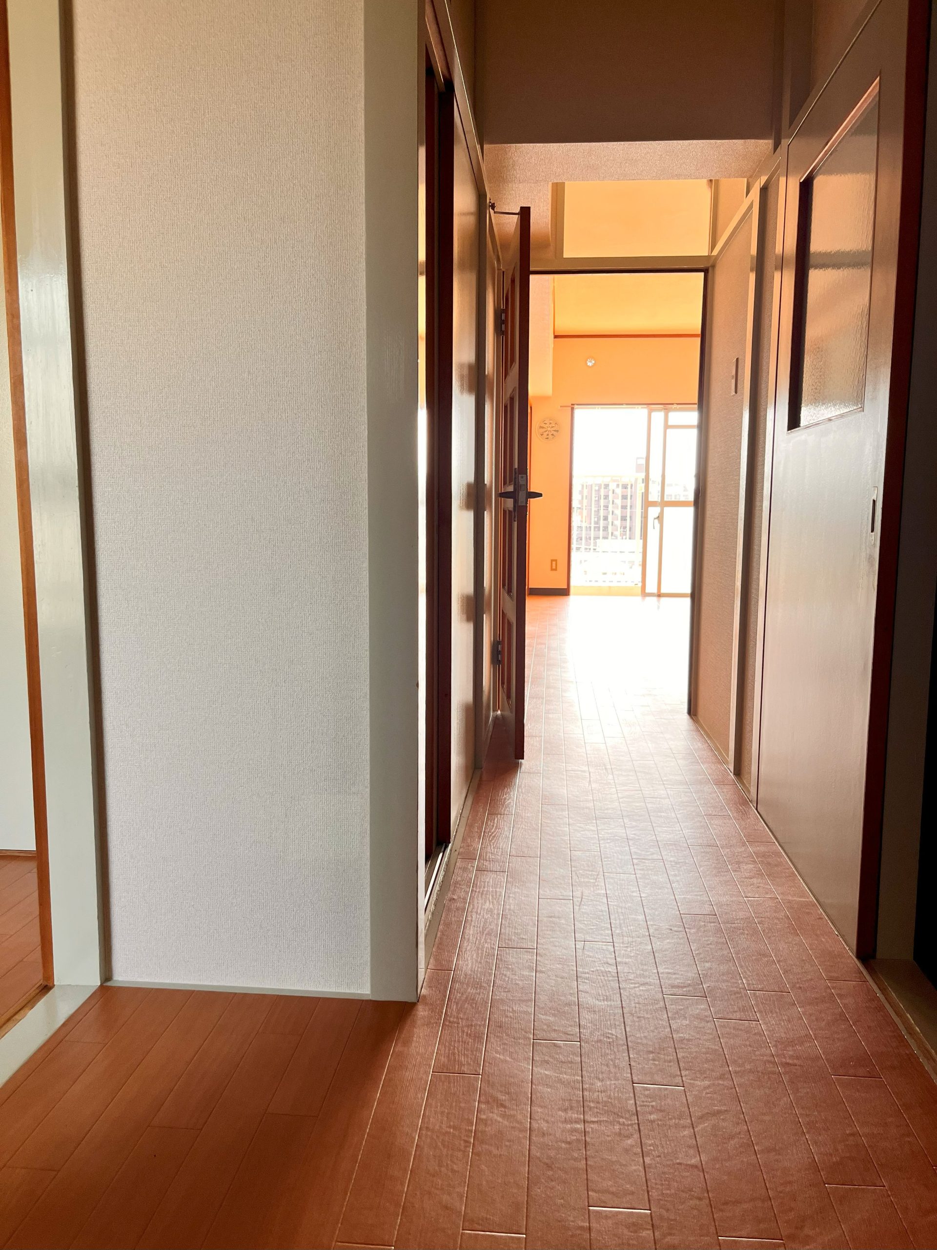 玄関入り口からの眺めです。